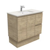 HEBREW Roman Sand 900 + EDGE Industrial/Scandi Oak on Kickboard